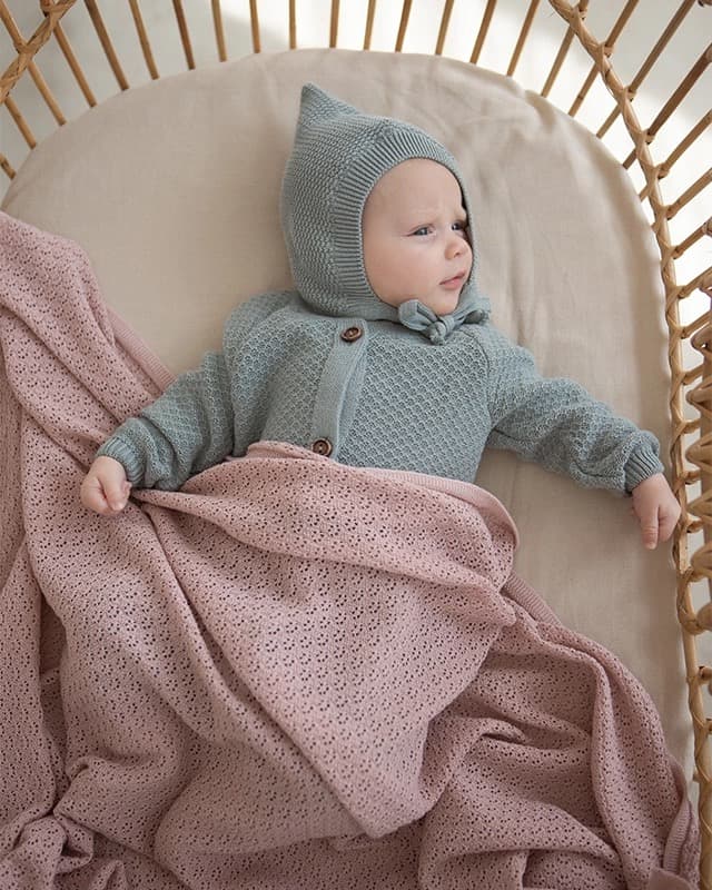 Плед-пелёнка ажурная Loomknits Пудровый 4