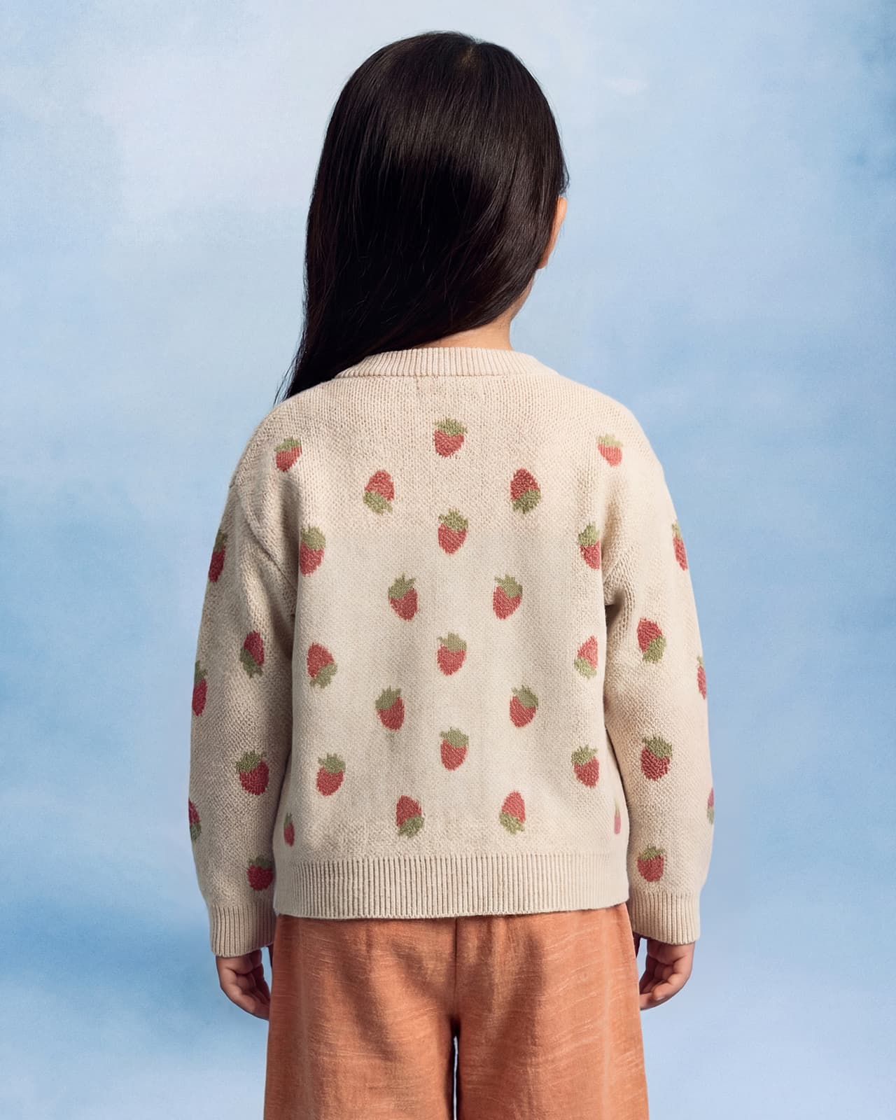 Кардиган детский Loomknits с земляничками, Молочный 4
