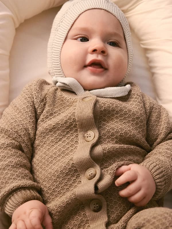 Чепчик детский Loomknits Топленое молоко