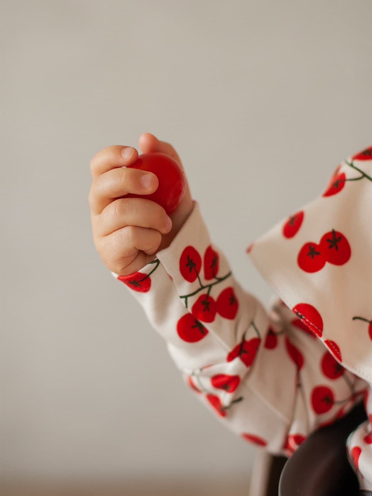 Комбинезон Mjolk Sleep and Play Cherry Tomatoes, на манжетах 6